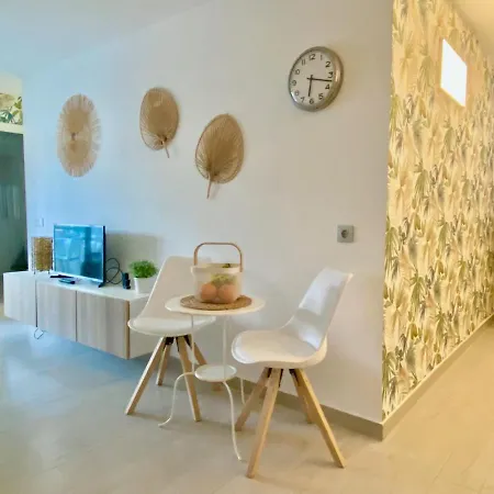 Olas En Apartamento Playa del Inglés